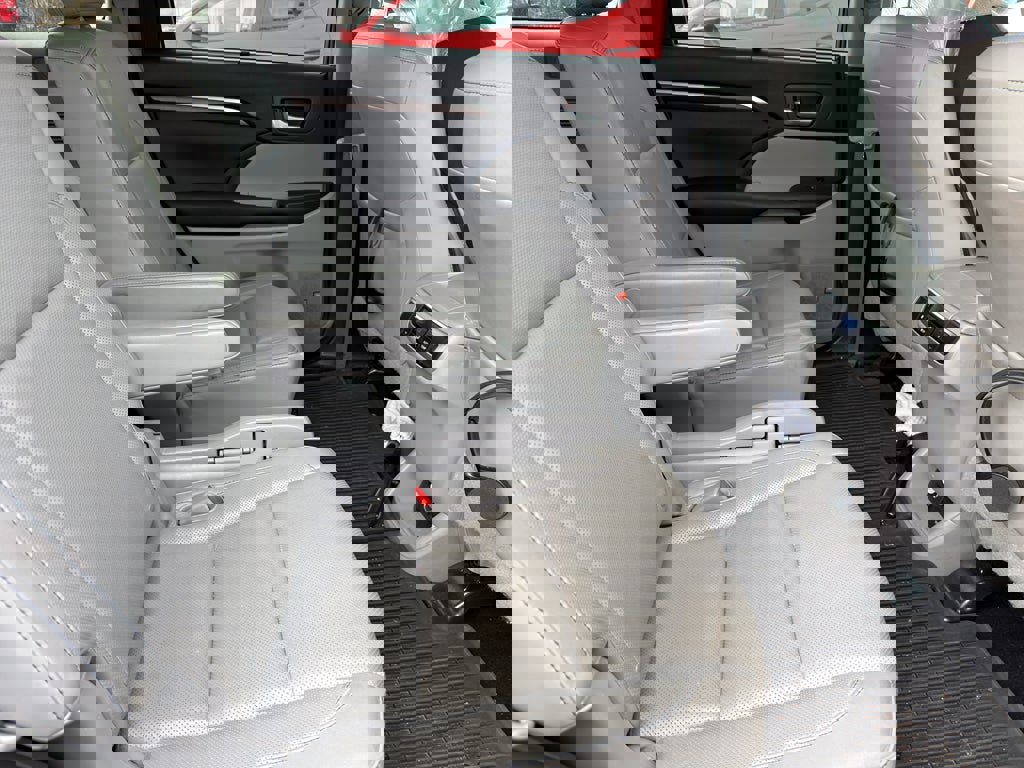 Used 2015 Toyota Highlander Limited image 8