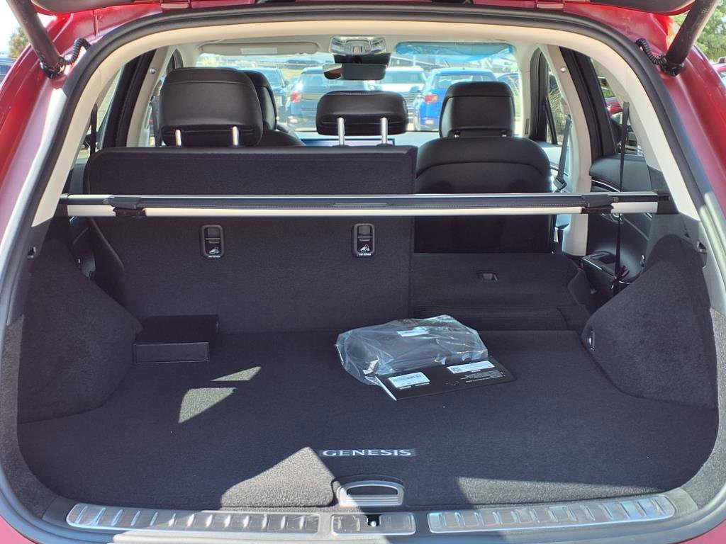 New 2026 Genesis GV70 2.5T Select image 18