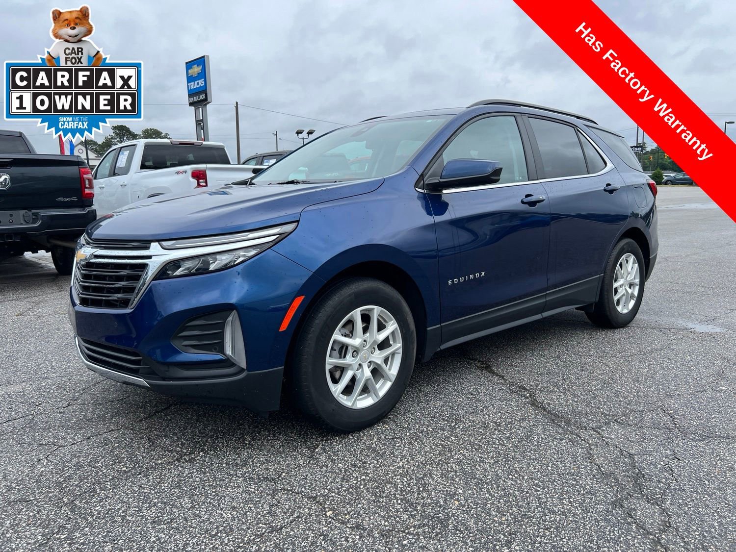 Used 2023 Chevrolet Equinox LT FWD image 1