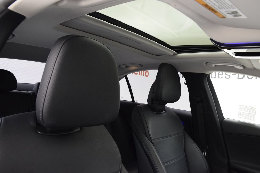 Certified 2023 Mercedes-Benz C 300 Sedan image 18