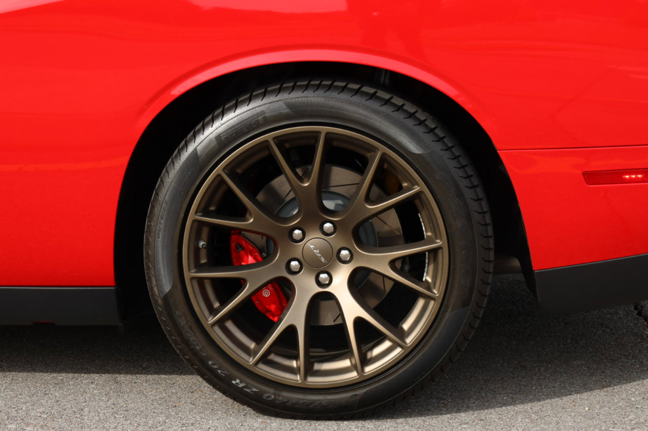 Used 2017 Dodge Challenger SRT Hellcat image 28