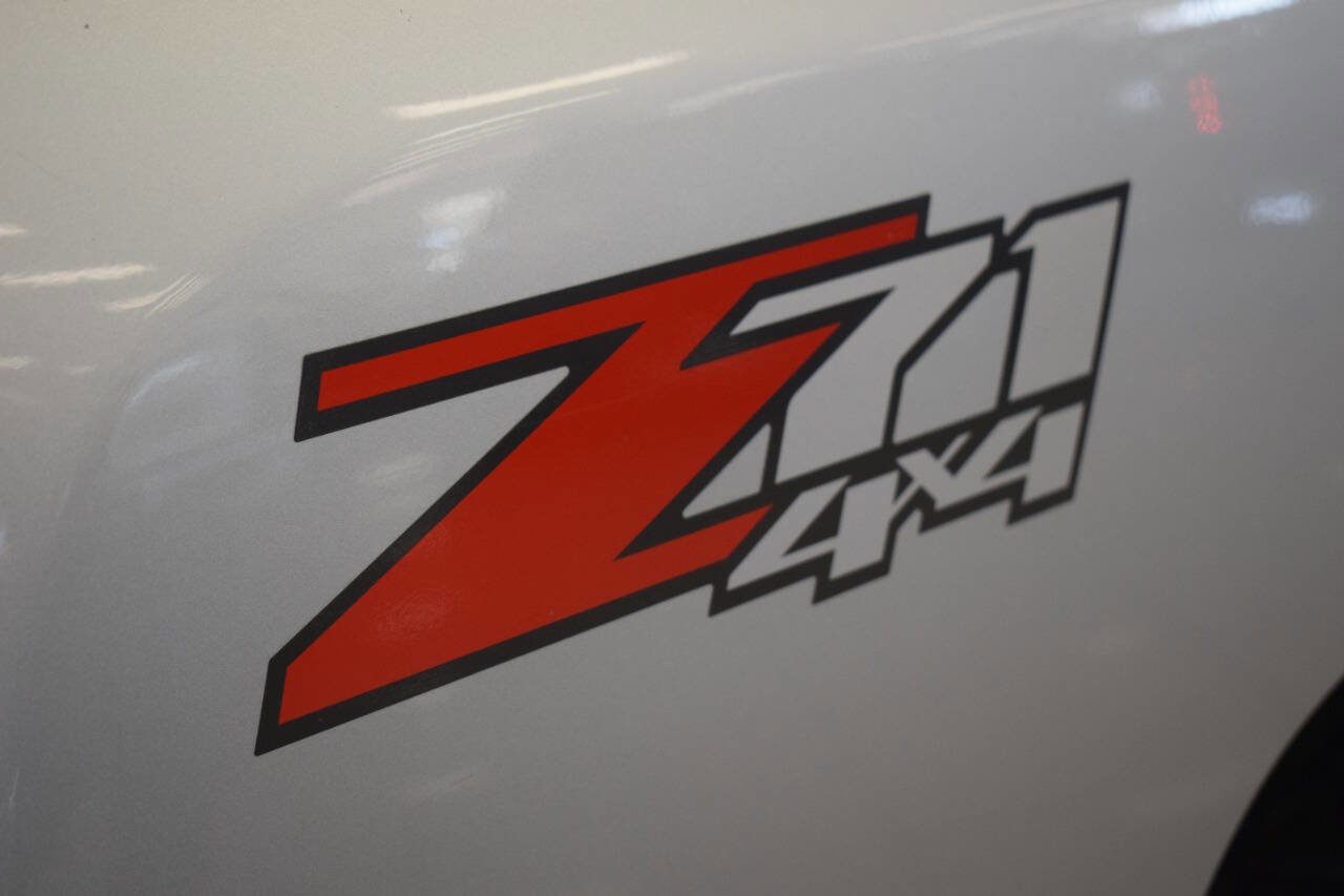 Used 2012 Chevrolet Silverado 3500 LTZ w/ LTZ Plus Package image 12