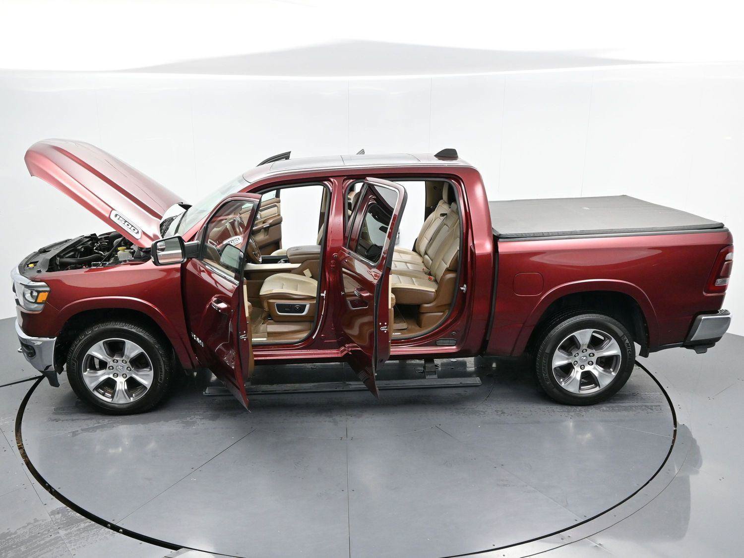 Used 2020 RAM 1500 Laramie AWD/4WD image 39