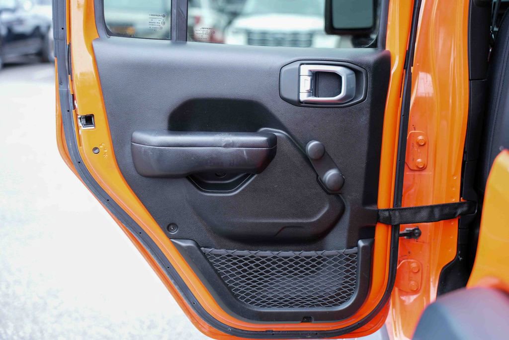 Used 2018 Jeep Wrangler Unlimited Sport image 16
