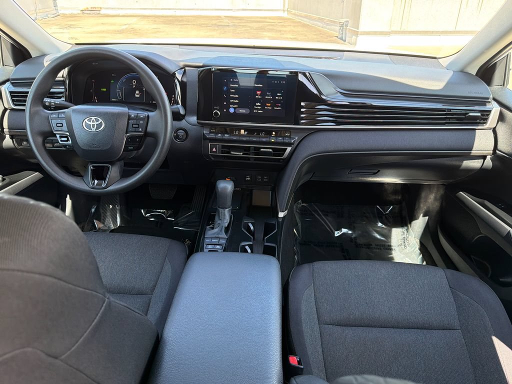 Used 2026 Toyota Camry LE FWD image 14