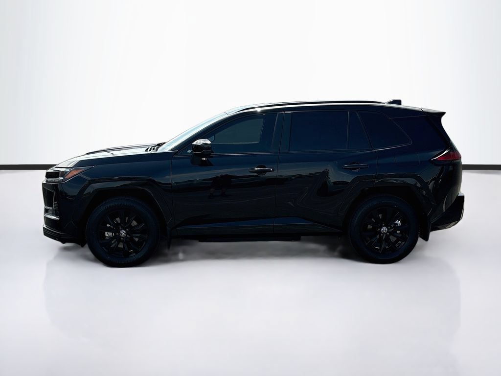 Used 2026 Toyota RAV4 SE w/ Weather Package AWD/4WD image 8