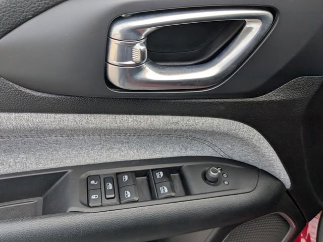 Used 2024 Jeep Compass Latitude AWD/4WD image 24