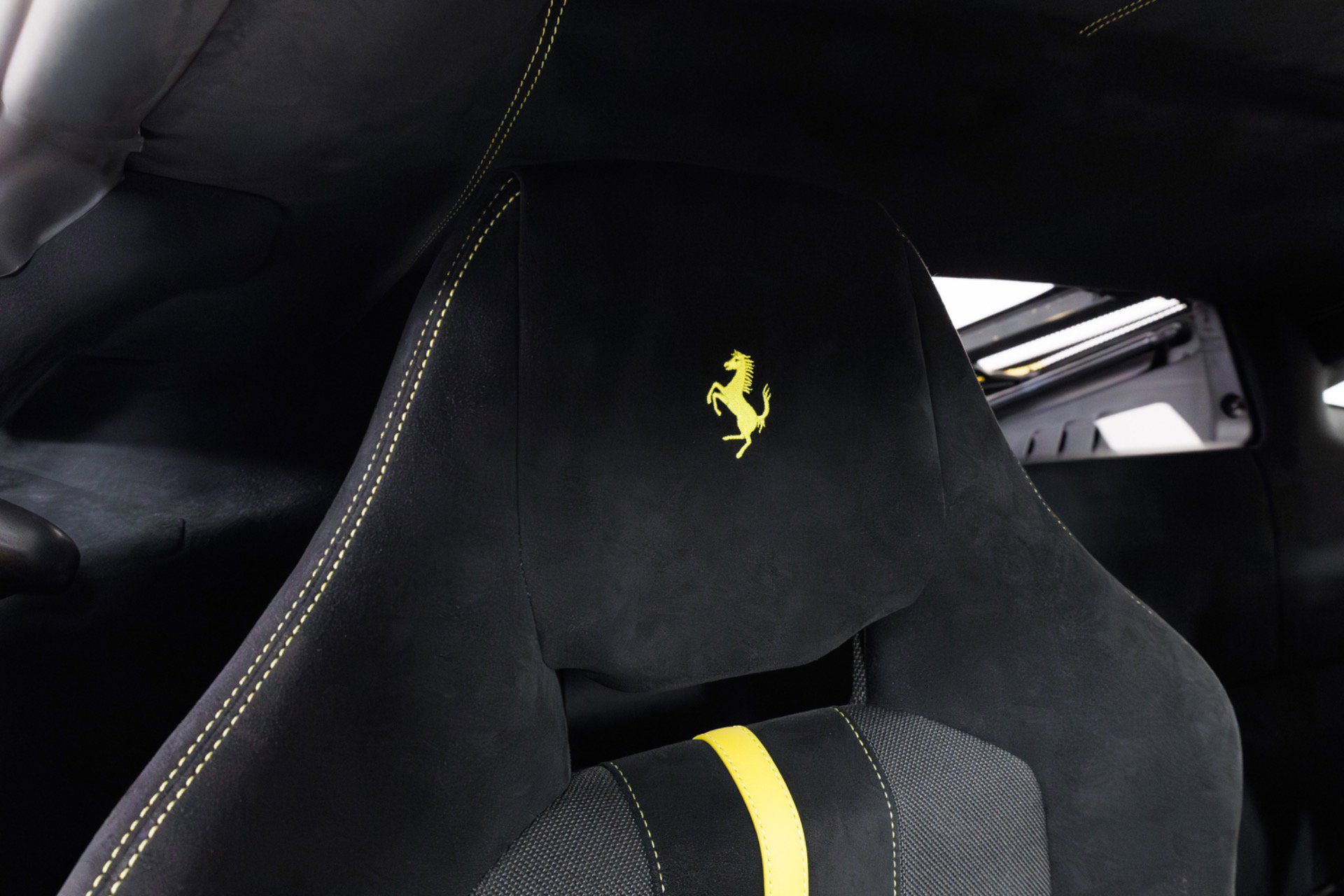 Used 2020 Ferrari 488 Pista image 33