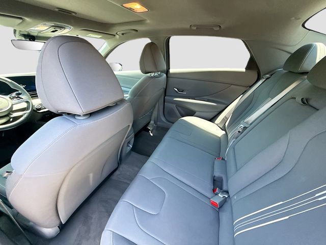 Certified 2025 Hyundai Elantra SEL w/ Cargo Package FWD image 24