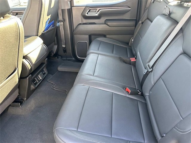 Used 2025 GMC Sierra 1500 SLT image 27