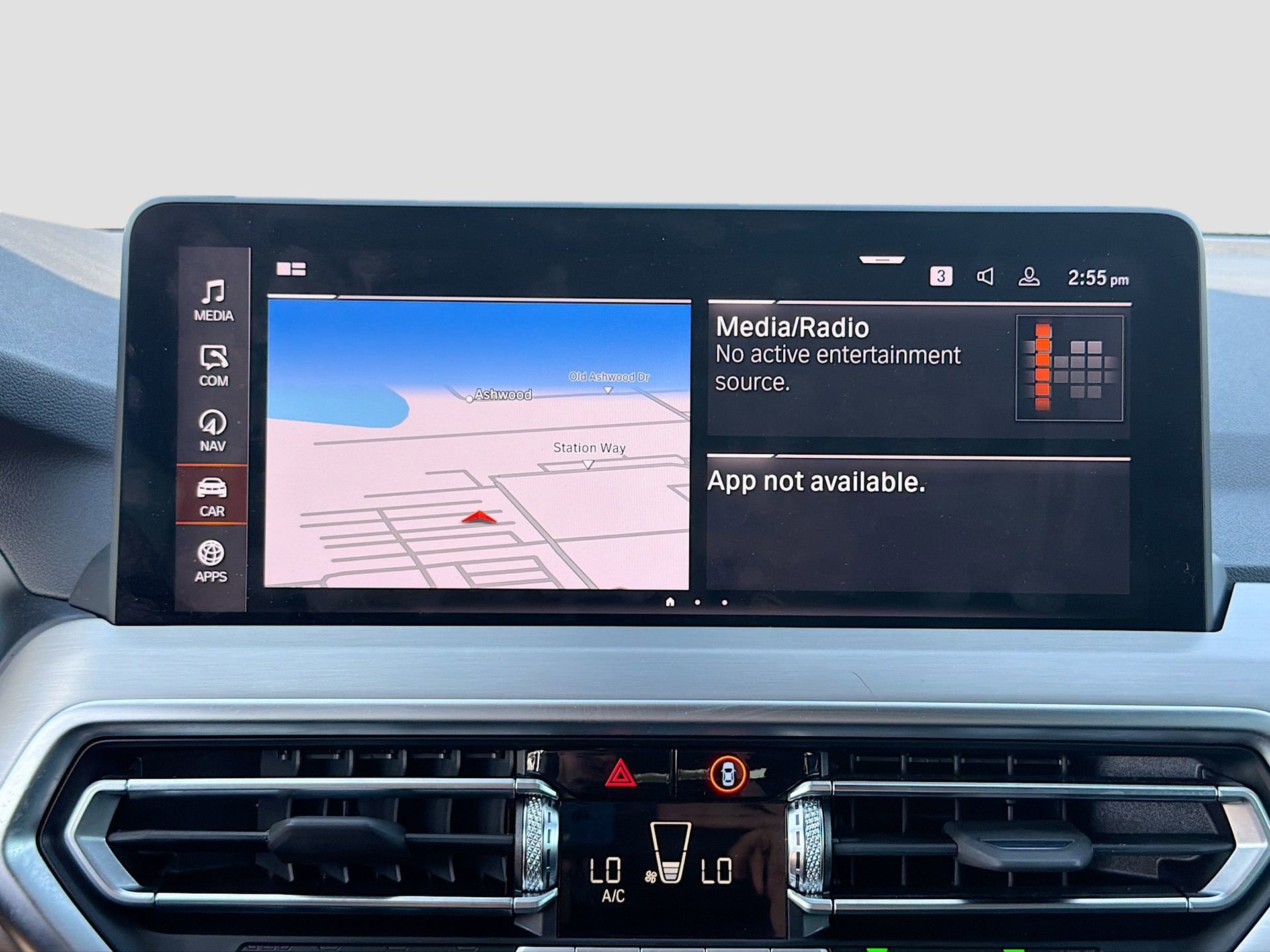 Certified 2025 BMW X4 xDrive30i w/ Premium Package image 32