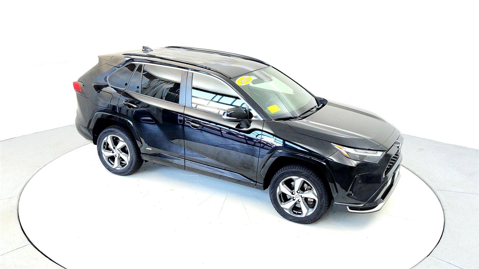 Certified 2022 Toyota RAV4 SE image 19