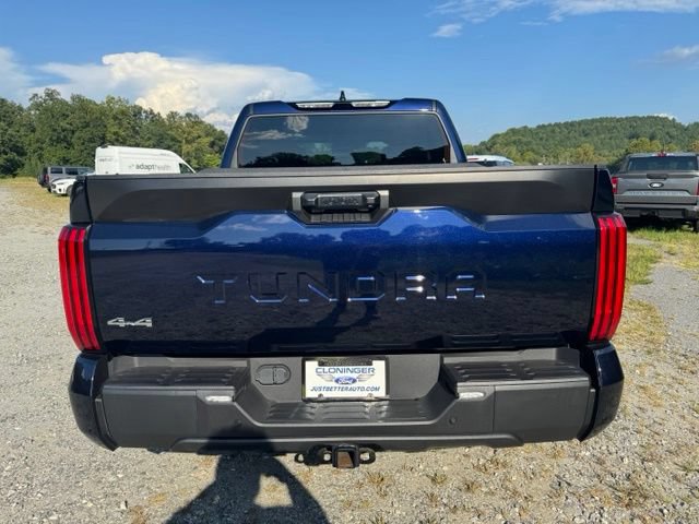 Used 2022 Toyota Tundra SR5 w/ SR5 Convenience Package AWD/4WD image 7