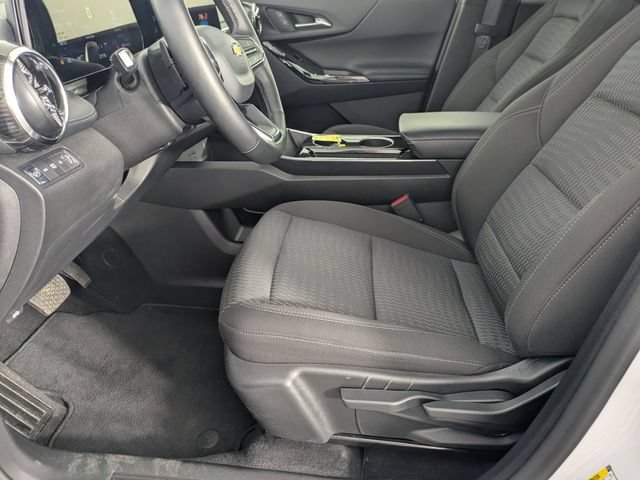 Used 2025 Chevrolet Equinox LT AWD/4WD image 11