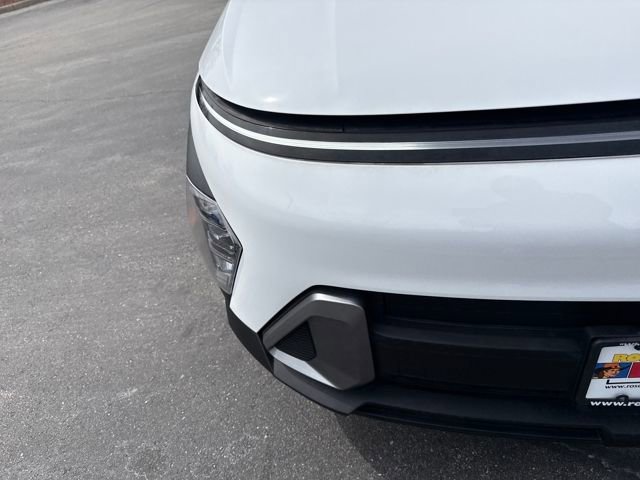 Certified 2025 Hyundai Kona SEL image 39