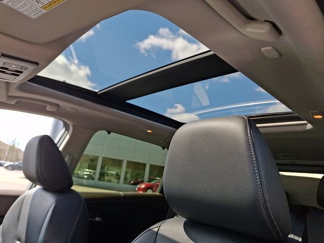 Certified 2023 Nissan Rogue SL w/ SL Premium Package AWD/4WD image 15