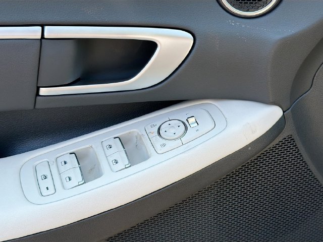 New 2026 Hyundai Sonata SEL FWD image 17
