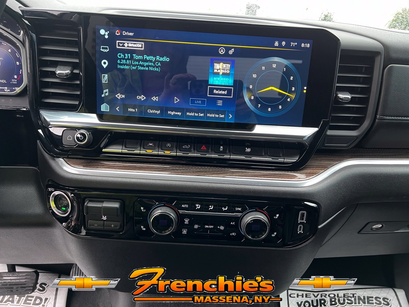 Used 2026 Chevrolet Silverado 1500 LT AWD/4WD image 14