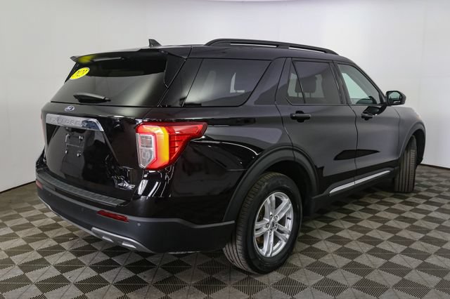 Used 2023 Ford Explorer XLT w/ Equipment Group 202A AWD/4WD image 13
