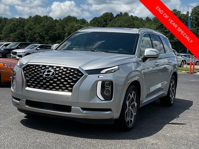 Used 2022 Hyundai Palisade Calligraphy w/ Winter Package image 3