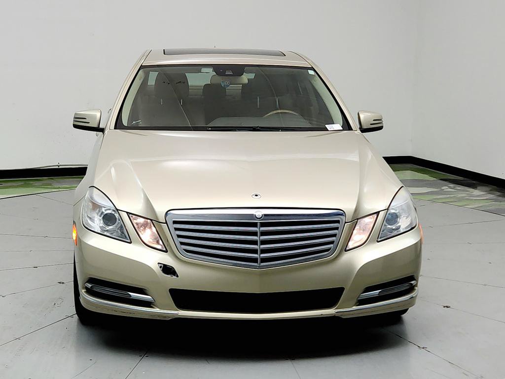 Used 2013 Mercedes-Benz E 350 Sedan image 2
