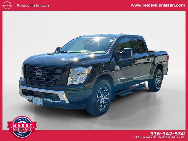 Used 2024 Nissan Titan SV w/ SV Convenience Package