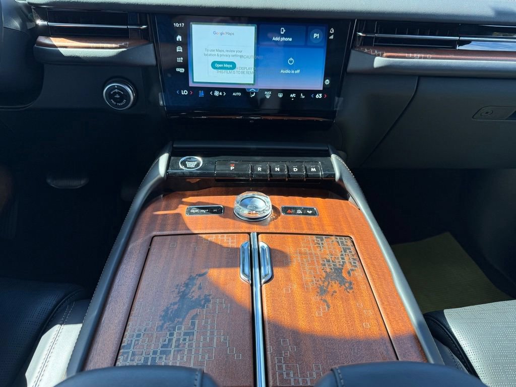 New 2027 Lincoln Navigator Black Label AWD/4WD image 16