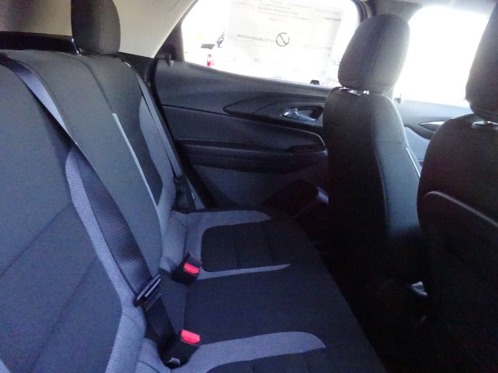 New 2026 Chevrolet TrailBlazer LT w/ Driver Confidence Package FWD image 21