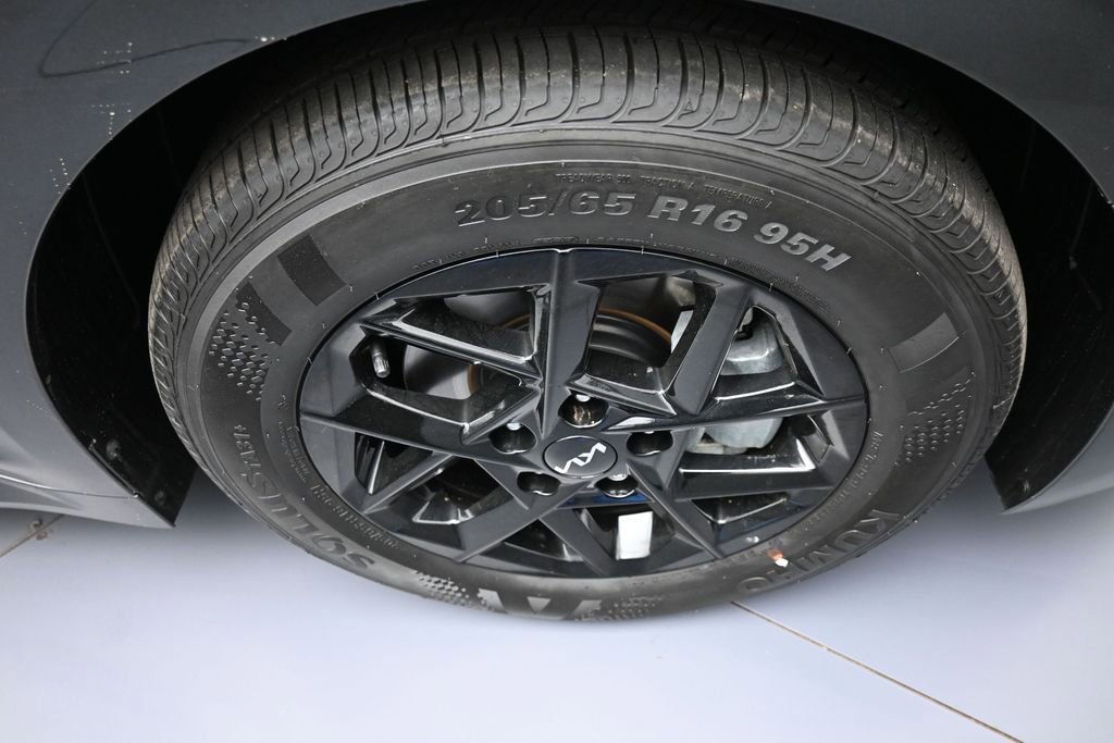 New 2026 Kia K5 LXS FWD image 13
