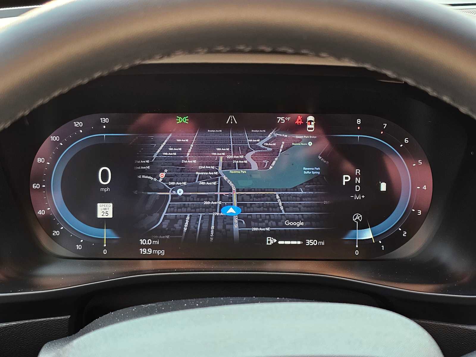Used 2023 Volvo XC40 B5 Plus w/ Driver Assist Package image 23