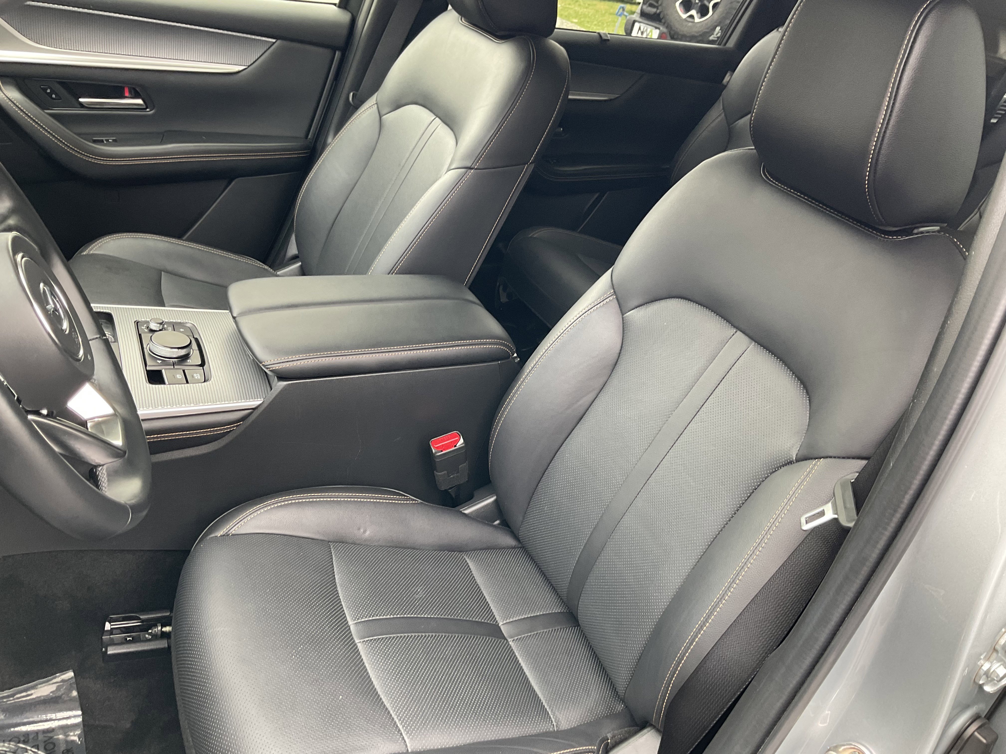Used 2025 MAZDA CX-90 3.3 Turbo w/ Premium Sport Pkg image 33