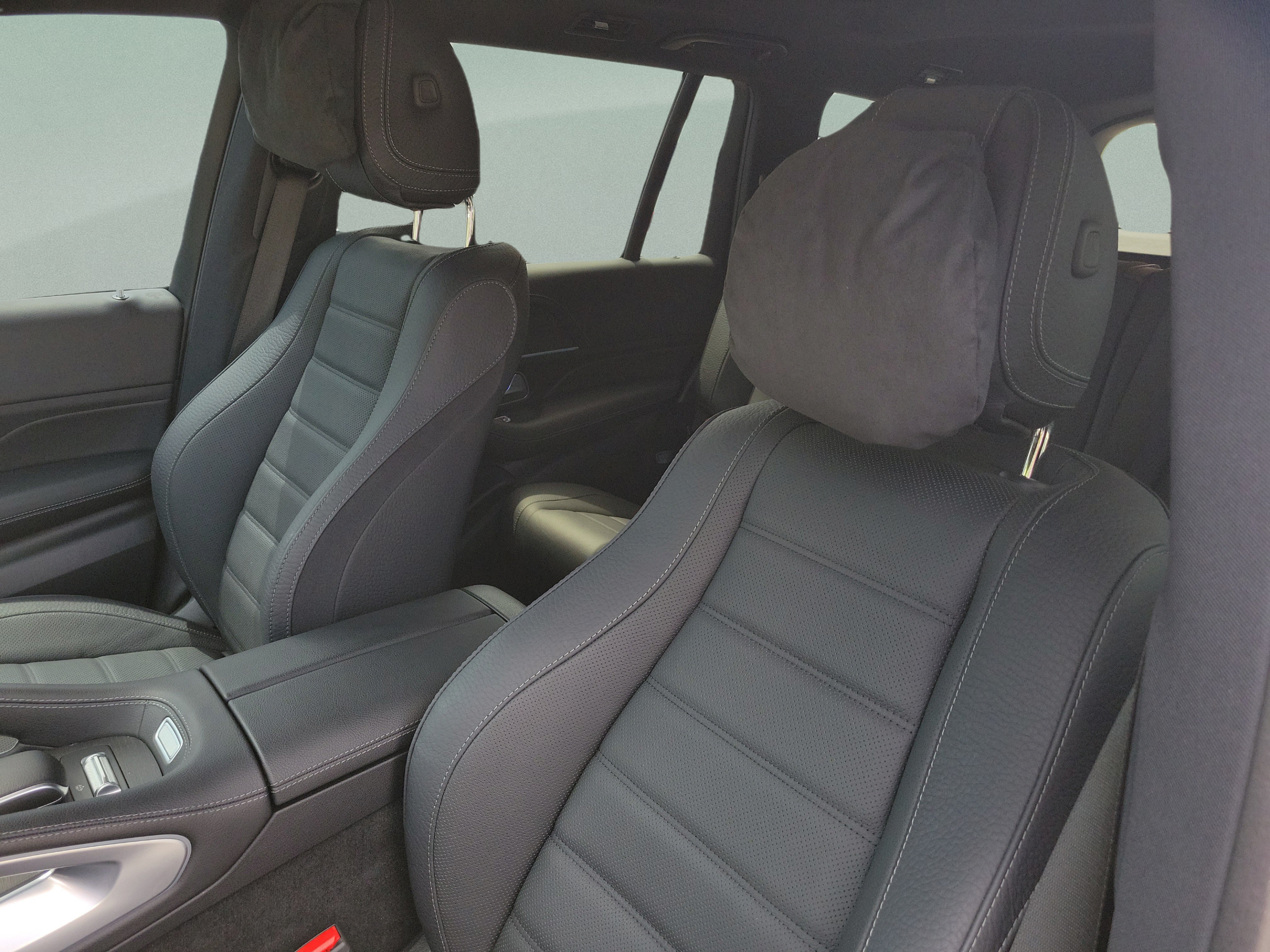 Certified 2025 Mercedes-Benz GLS 580 4MATIC image 18