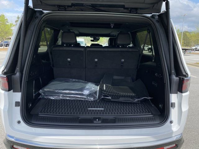 New 2025 Jeep Wagoneer L 4WD w/ Premium Group I image 19