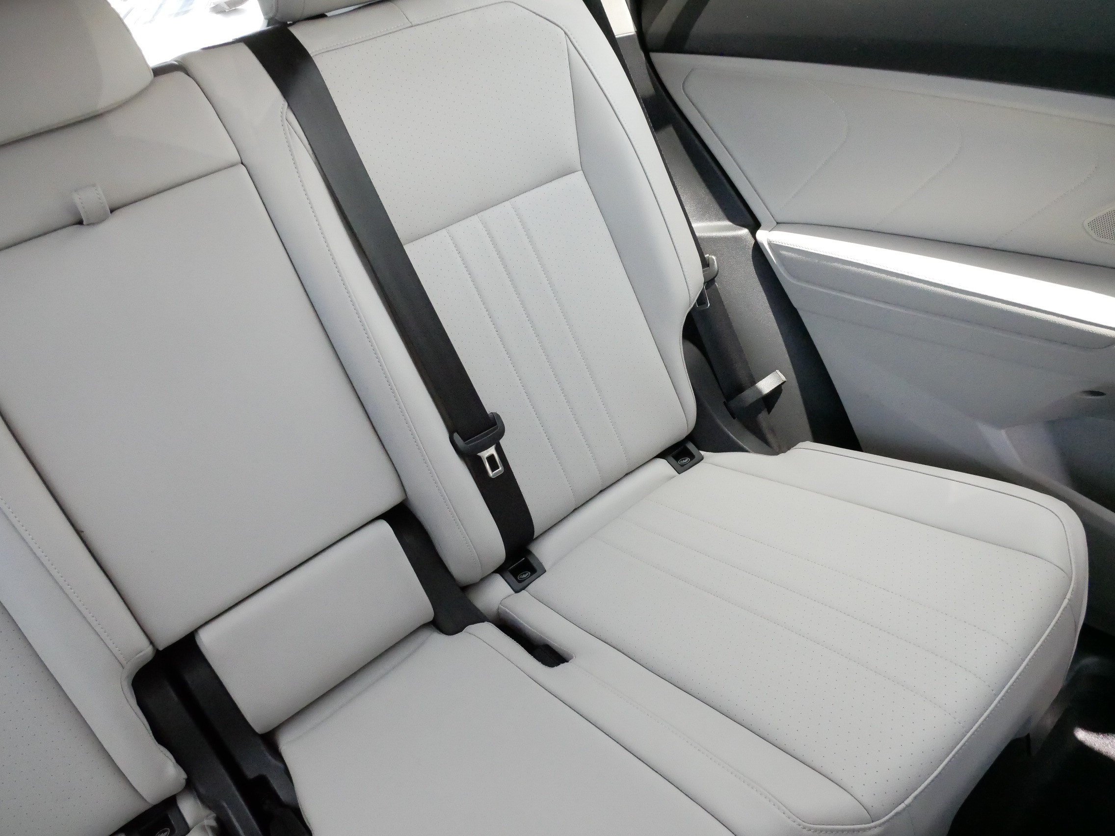 Certified 2023 Volkswagen Tiguan SE AWD/4WD image 14