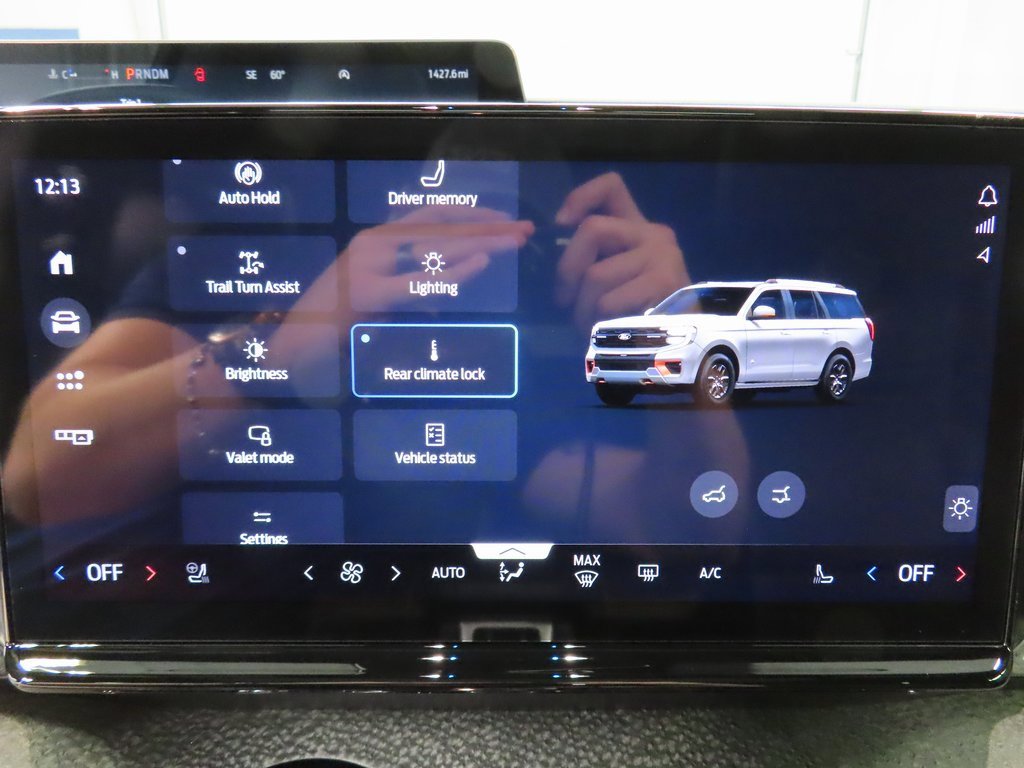 Used 2025 Ford Expedition Tremor image 26