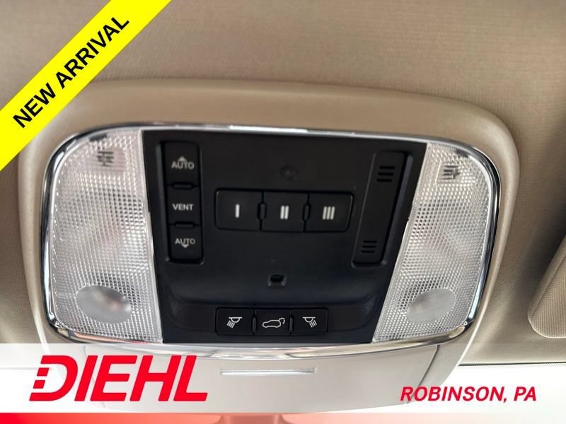 Used 2018 Jeep Grand Cherokee Limited AWD/4WD image 38