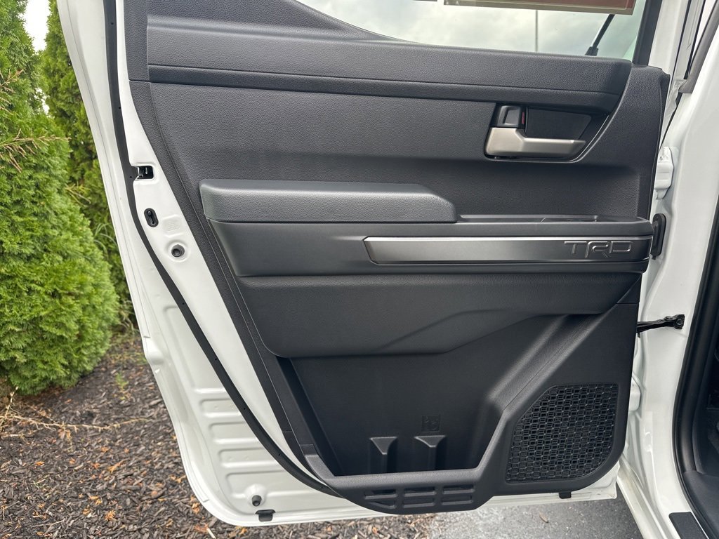 Used 2024 Toyota Tacoma TRD Sport image 9