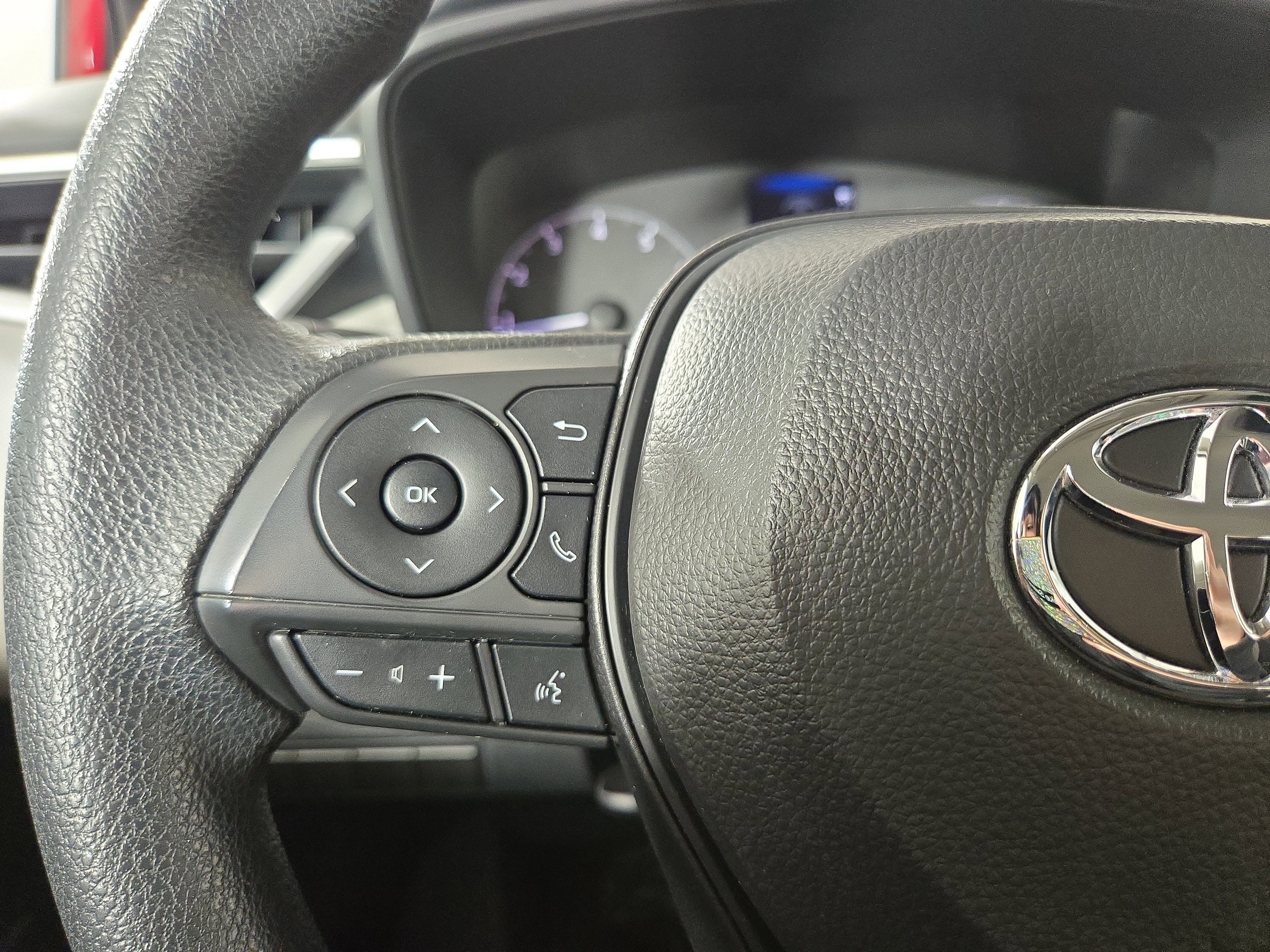 Used 2024 Toyota Corolla LE image 15