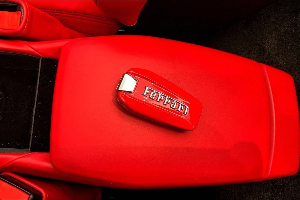 Used 2017 Ferrari 488 Spider RWD image 28