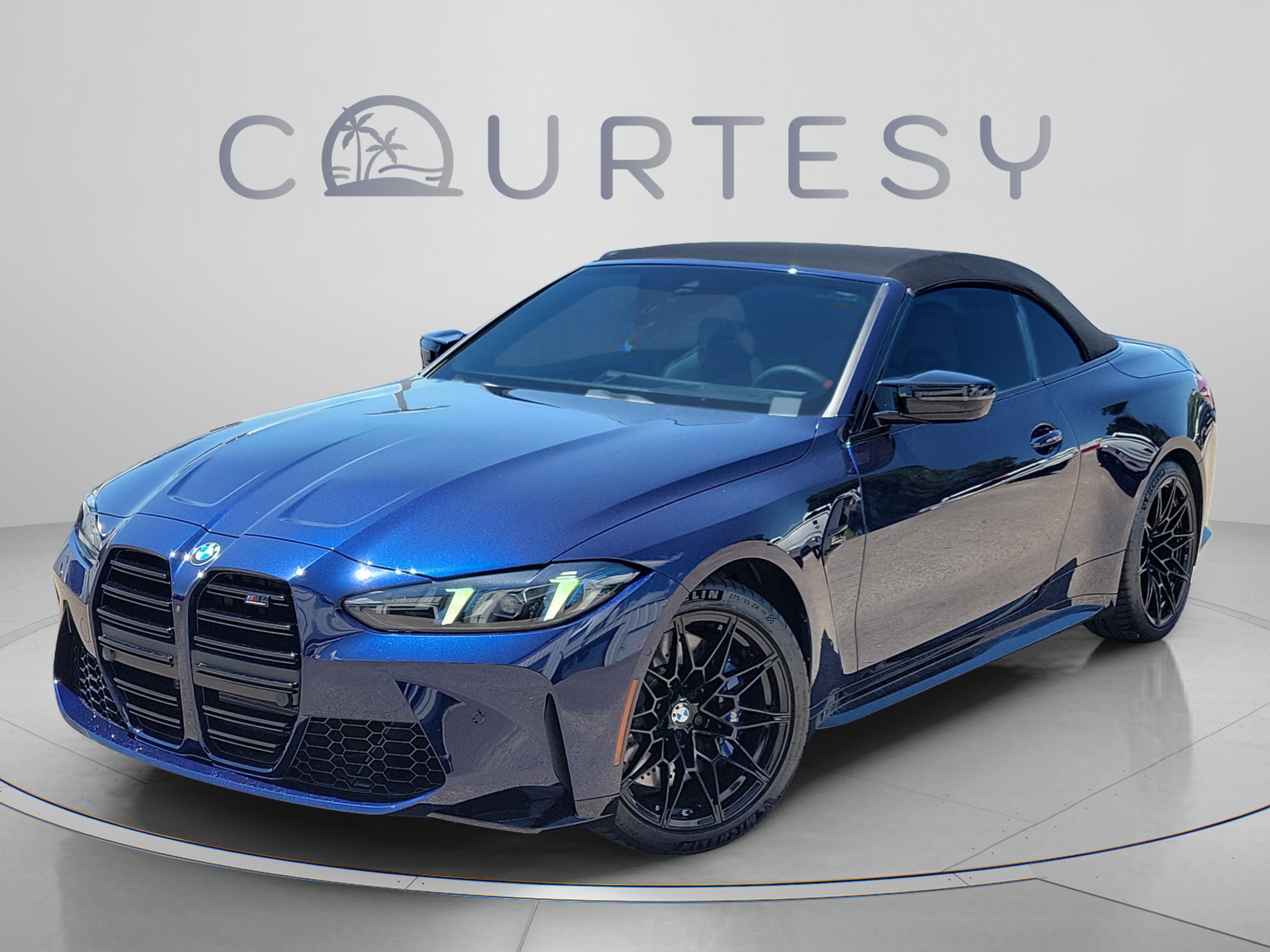 Used 2025 BMW M4 xDrive Competition w/ Executive Package AWD/4WD image 1
