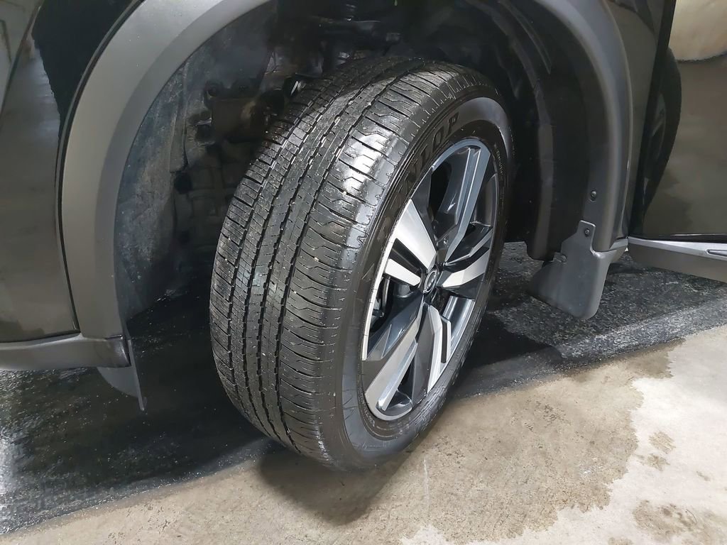 Certified 2025 Nissan Rogue SL image 61