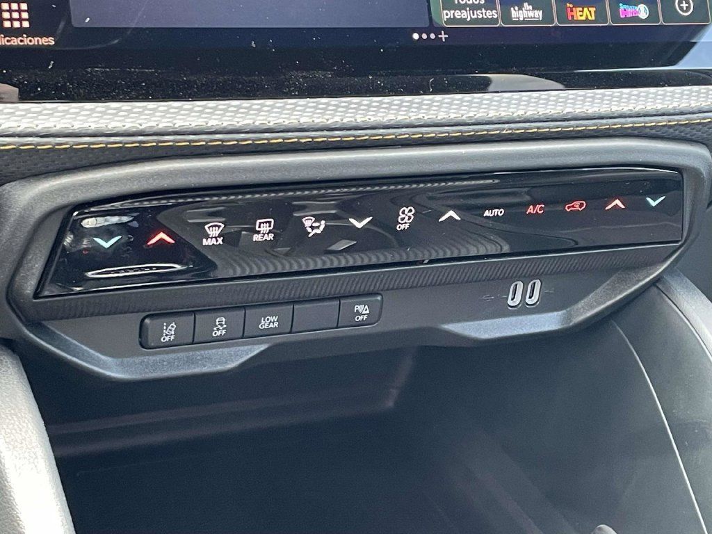 New 2026 Jeep Cherokee Limited AWD/4WD image 38