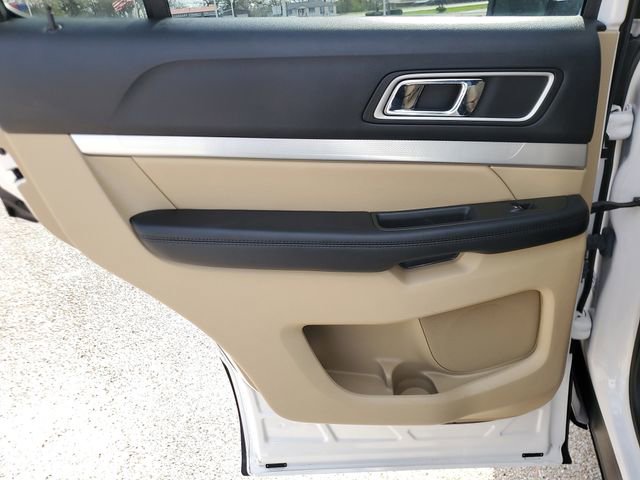 Used 2017 Ford Explorer XLT w/ Equipment Group 202A image 13