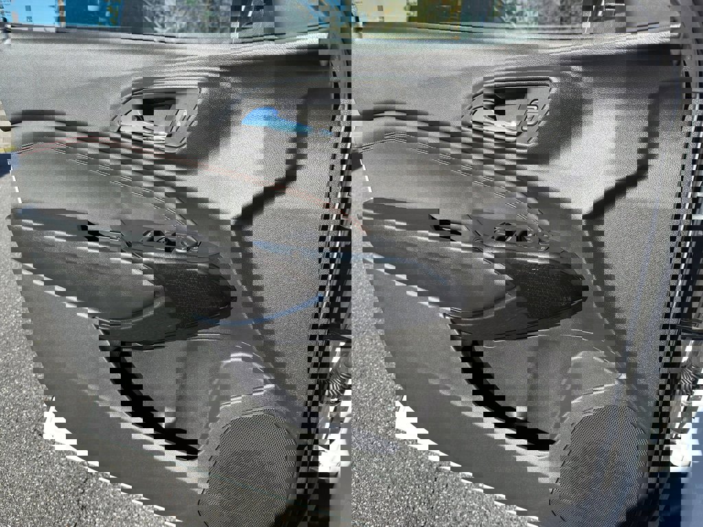 New 2026 Chevrolet Trax RS w/ Sunroof Package image 10