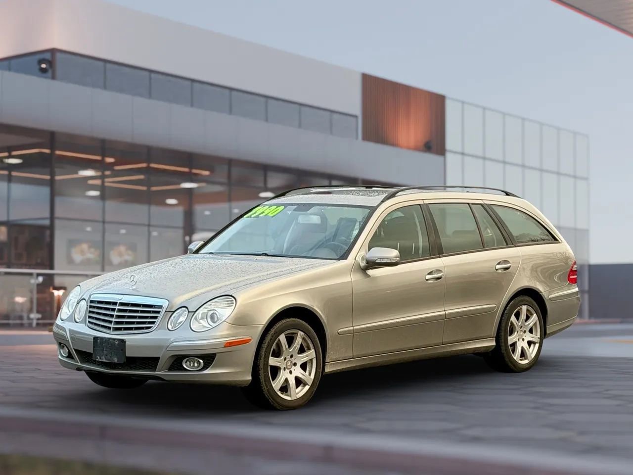 Used 2008 Mercedes-Benz E 350 E 350 4MATIC Wagon 4D image 5