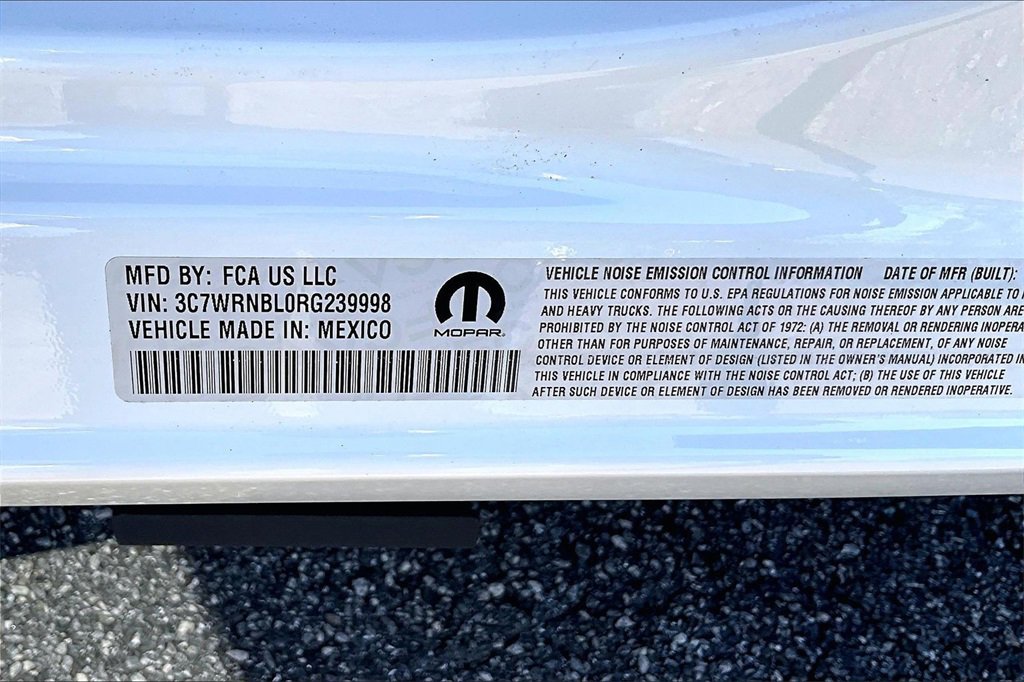 Used 2024 RAM 5500 Tradesman image 16