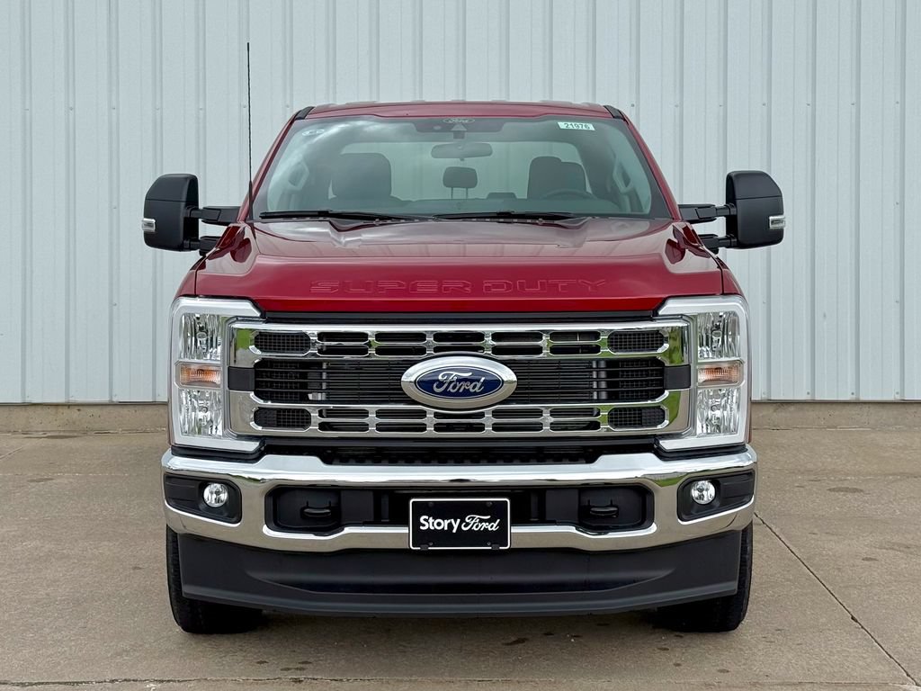 New 2026 Ford F250 XLT w/ FX4 Off-Road Package AWD/4WD image 9