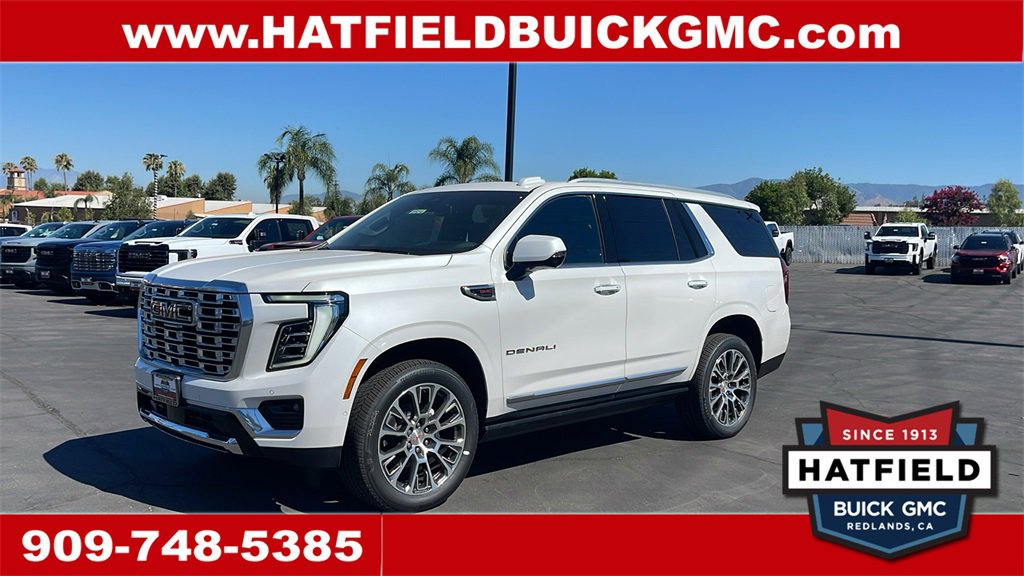 New 2025 GMC Yukon Denali w/ Sun & Power Step Package