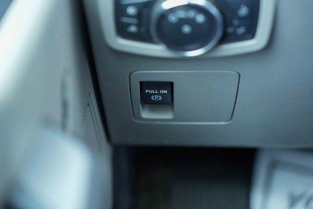 Used 2020 Ford F150 XLT w/ Trailer Tow Package image 24