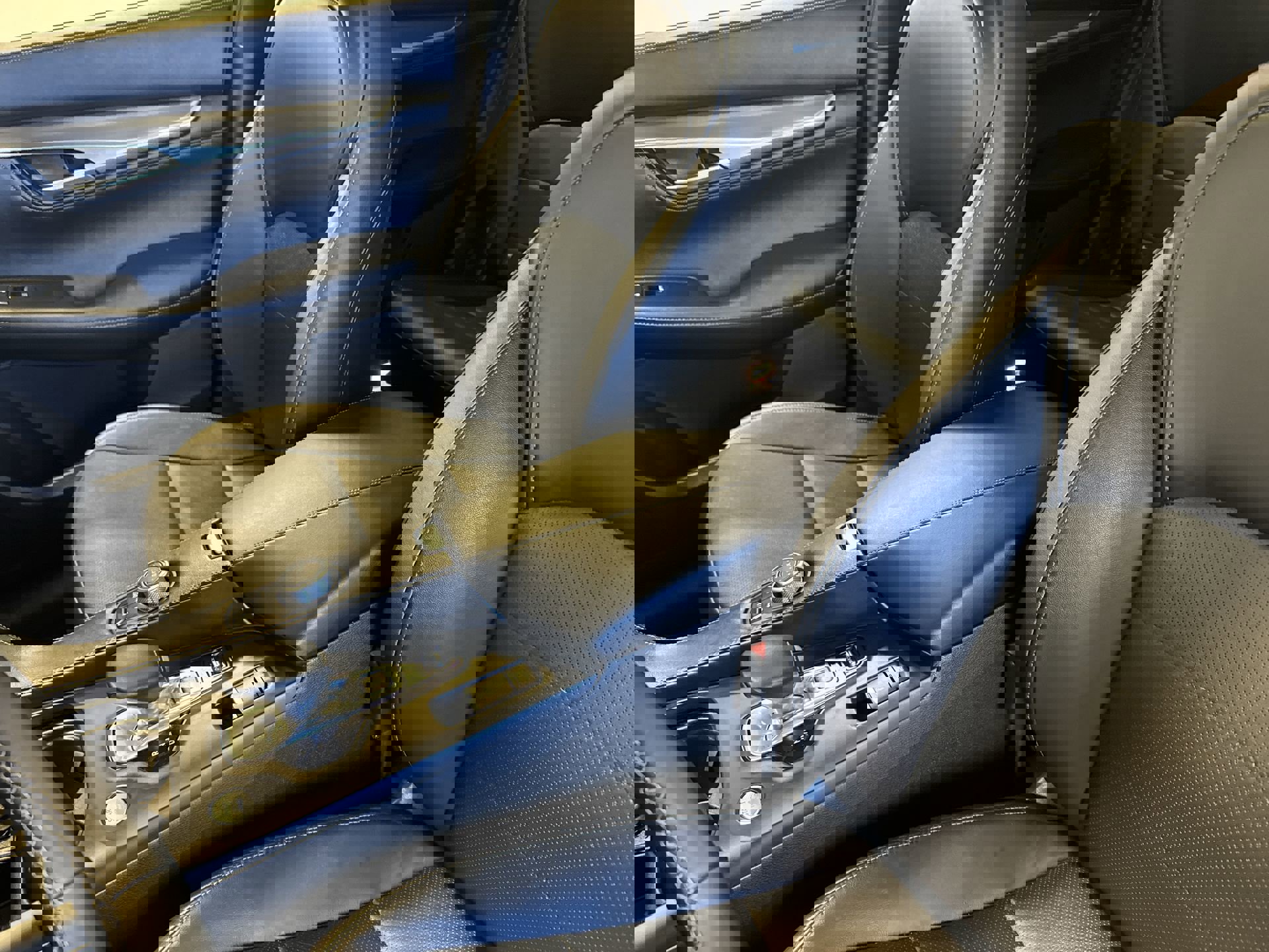 Certified 2023 INFINITI QX55 Luxe w/ Cargo Package image 20